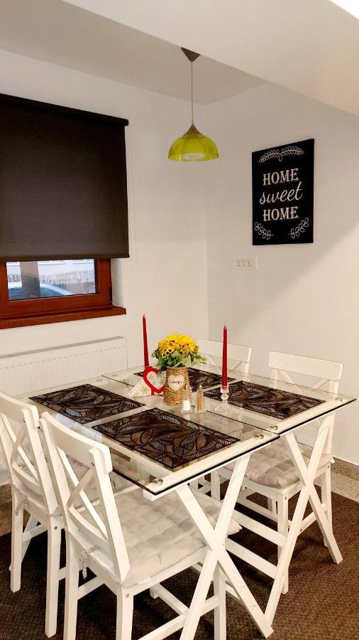 La Fluturi Apartament Apartamento Suceava Exterior foto